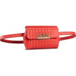Saszetka nerka GUESS - Matrix (VG) HWVG77 40810 RED. Czerwone nerki damskie Guess, z aplikacjami, ze skóry ekologicznej, bez dodatków. Za 449,00 zł.