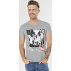 Szara Koszulka Leusine. Szare koszulki męskie Born2be, xl, bez wzorów, bez kołnierzyka, bez rękawów. W wyprzedaży za 29,99 zł.