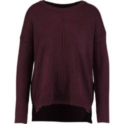 Swetry klasyczne damskie: Q/S designed by LANGARM Sweter red wine