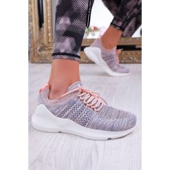 Damskie buty sportowe VEMONA MULTICOLOR. Buty sportowe damskie IVET, bez wzorów, sportowe, do biegania. W wyprzedaży za 119,00 zł.