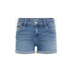 Szorty i Bermudy Tommy Jeans DW0DW06401 CLASSIC DENIM SHORT. Niebieskie szorty damskie Tommy Jeans, bez wzorów, z jeansu. Za 263,05 zł.