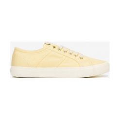 Gant Pinestreet Tenisówki Żółty. Żółte trampki i tenisówki damskie GANT, bez wzorów, z materiału, bez zapięcia. Za 306,95 zł.