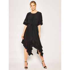 Sukienka koktajlowa TwinSet 201TT2343. Czarne sukienki damskie Twinset, bez wzorów, z jedwabiu, wizytowe, bez kołnierzyka, bez rękawów. Za 1299,00 zł.