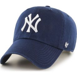 47brand - Czapka New York Yankees. Niebieskie czapki męskie marki 47brand. W wyprzedaży za 84,90 zł.