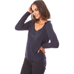 Sweter w kolorze granatowym. Niebieskie swetry damskie L'étoile du cachemire, s, bez wzorów, z kaszmiru, klasyczne, bez rękawów, bez kaptura. W wyprzedaży za 109,95 zł.