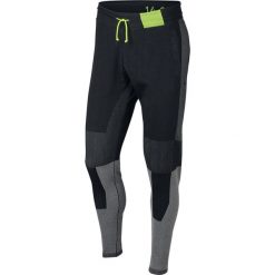 Spodnie Nike NSW Tech Pack Knit SC (AR1589-010). Czarne spodnie męskie Nike, m, bez wzorów, z bawełny. Za 319,99 zł.