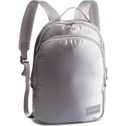 Plecak CALVIN KLEIN JEANS - Satin Sleek Cp 35 K40K400824 910. Szare plecaki męskie marki Calvin Klein Jeans, bez wzorów, z jeansu, sportowe. Za 599,00 zł.