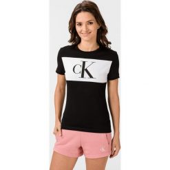 Calvin Klein Koszulka Czarny. Czarne koszulki damskie Calvin Klein, m, bez wzorów, z bawełny, bez kołnierzyka. Za 197,95 zł.