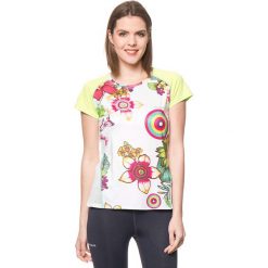 Koszulka w kolorze białym ze wzorem. Białe bluzki sportowe damskie marki Desigual Sport, m. W wyprzedaży za 130,95 zł.