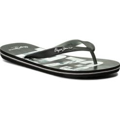 Japonki PEPE JEANS - Hawi 1973 PMS70047 Black 999. Czarne klapki męskie Pepe Jeans, z jeansu, bez zapięcia. Za 95,00 zł.