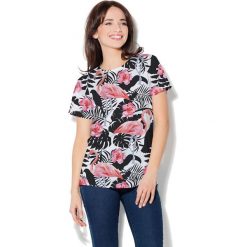 Colour Pleasure Koszulka damska CP-030 269 biało-czarna r. XXXL/XXXXL. Białe bluzki damskie marki Colour pleasure. Za 70,35 zł.
