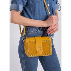 ROVICKY TOREBKA DAMSKA LISTONOSZKA KUFEREK SKÓRA. Żółte kuferki damskie ROVICKY, w paski, z jeansu, eleganckie, na ramię, bez dodatków. Za 389,90 zł.