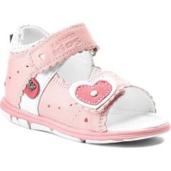 Sandały LASOCKI KIDS - CI12-2808-03 Różowy. Różowe sandały dziewczęce Lasocki Kids, ze skóry, bez zapięcia. W wyprzedaży za 49,99 zł.