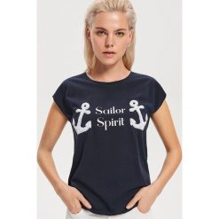 T-shirt z cekinami - Granatowy. Niebieskie t-shirty damskie Reserved, s, bez wzorów, bez kołnierzyka. Za 29,99 zł.