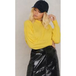 Swetry klasyczne damskie: Trendyol Krótki sweter z półgolfem – Yellow