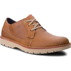 Półbuty CLARKS - Vargo Plain 261366767 Dark Tan Leather. Pomarańczowe półbuty męskie Clarks, na co dzień, bez wzorów, ze skóry, klasyczne, bez zapięcia. W wyprzedaży za 259,00 zł.