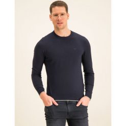 Sweter Armani Exchange 6GZM6A ZM8BZ 1481. Niebieskie swetry męskie Armani Exchange, m, bez wzorów, z bawełny, klasyczne, z klasycznym kołnierzykiem, bez kaptura. W wyprzedaży za 259,00 zł.