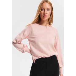 Gładki sweter - Różowy. Różowe swetry damskie marki Reserved, s, bez wzorów, bez rękawów, bez kaptura. Za 59,99 zł.