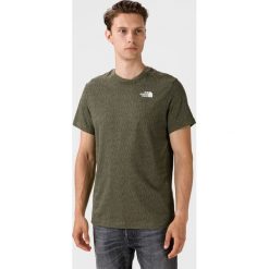 The North Face Redbox Koszulka Zielony. Zielone podkoszulki męskie The North Face, m, z nadrukiem, z bawełny, z krótkim rękawem. Za 135,95 zł.