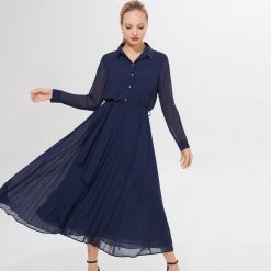 Szyfonowa sukienka midi - Niebieski. Niebieskie sukienki damskie Mohito, z szyfonu, midi. Za 249,99 zł.