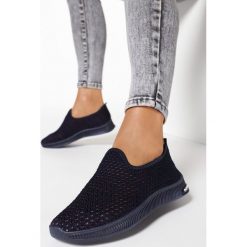 Granatowe Buty Sportowe Nautithea. Niebieskie buty sportowe damskie Born2be, bez wzorów, sportowe. W wyprzedaży za 49,99 zł.