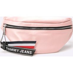 Tommy Hilfiger - Nerka. Szare walizki TOMMY HILFIGER, w paski, z poliesteru, casualowe, bez dodatków. W wyprzedaży za 279,90 zł.