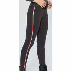 Jeansy HIGH WAIST - Szary. Szare spodnie z wysokim stanem Cropp, z jeansu. Za 99,99 zł.