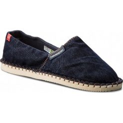 Półbuty HAVAIANAS - Alp H. Orig. Rlx III 4137012555 Navy Blue. Niebieskie półbuty damskie Havaianas, na co dzień, bez wzorów, z tworzywa sztucznego, bez obcasa, na płaskiej podeszwie, bez zapięcia. W wyprzedaży za 109,00 zł.
