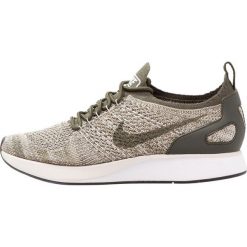 Trampki damskie slip on: Nike Sportswear AIR ZOOM MARIAH FK RACER Tenisówki i Trampki cargo khaki/summit white/light bone/black/neutral olive