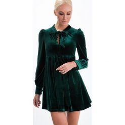 Sukienka odcinana butelkowa zieleń ALZ3101. Żółte sukienki damskie Fasardi, s, bez wzorów, bez kołnierzyka, bez rękawów. Za 111,30 zł.