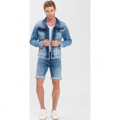 Kurtka dżinsowa - Slim fit - w kolorze błękitnym. Niebieskie kurtki męskie marki Cross Jeans, m. W wyprzedaży za 136,95 zł.