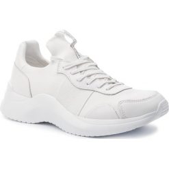 Sneakersy CALVIN KLEIN - Uzzle F2052 White. Białe sneakersy męskie Calvin Klein, na co dzień, bez wzorów, ze skóry ekologicznej, klasyczne, bez zapięcia. Za 689,00 zł.