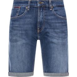 Szorty jeansowe Tommy Jeans Ronnie DM0DM07974. Niebieskie spodenki i szorty męskie Tommy Jeans, m, bez wzorów, z elastanu. Za 299,00 zł.