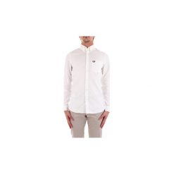 Koszule z długim rękawem Fred Perry M3551. Białe koszule męskie Fred Perry, s, bez wzorów, bez kołnierzyka, z długim rękawem. Za 595,76 zł.