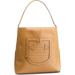 Torebka FURLA - Fortezza 1007799 B BVF8 VMU Caramello f. Pomarańczowe torebki klasyczne damskie marki Furla, bez wzorów, ze skóry, klasyczne, na ramię, bez dodatków. Za 1815,00 zł.