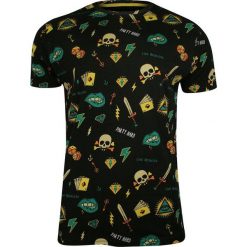 Czarny Bawełniany T-Shirt Męski -Brave Soul- Koszulka, Krótki Rękaw, Czaszki, Kostki do Gry, Karty TSBRSSS20CONVEXblack. Czarne koszulki męskie Brave Soul, na lato, m, z nadrukiem, z bawełny, casualowe, bez kołnierzyka, krótkie. Za 47,00 zł.