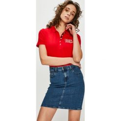 Tommy Hilfiger - Top. Czerwone topy damskie marki TOMMY HILFIGER, s, z nadrukiem, z elastanu. Za 359,90 zł.