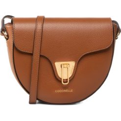 Torebka COCCINELLE - GF6 Beat Soft E1 GF6 15 03 01 Caramel W03. Pomarańczowe listonoszki damskie Coccinelle, bez wzorów, ze skóry, bez dodatków. Za 1049,00 zł.