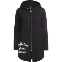 Długa bluza z kapturem bonprix czarny z nadrukiem. Czarne bluzy damskie marki bonprix, z nadrukiem, z długim rękawem, długie, z kapturem. Za 109,99 zł.