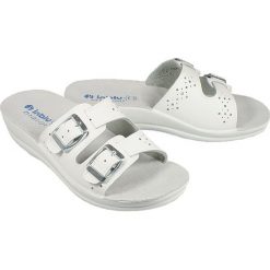INBLU VR-8B biały, klapki damskie. Białe klapki damskie Inblu, w paski, bez obcasa. Za 49,90 zł.