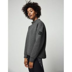 O'Neill Aralia Bluza Szary. Szare bluzy damskie O'Neill, l, bez wzorów, z poliesteru, bez rękawów, bez kaptura. Za 309,95 zł.
