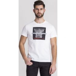 T-SHIRT Versace Jeans. Białe t-shirty męskie Versace Jeans, s, z nadrukiem, z bawełny, z okrągłym kołnierzem. Za 356,30 zł.