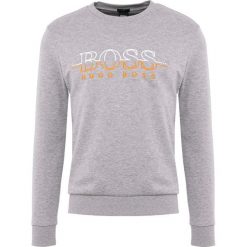 BOSS ATHLEISURE SALBO Bluza light/pastel grey. Niebieskie bluzy męskie marki BOSS Athleisure, m. Za 629,00 zł.