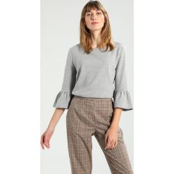 Bluzy rozpinane damskie: TOM TAILOR DENIM BELL SLEEVE RUFFLE Bluza light silver grey