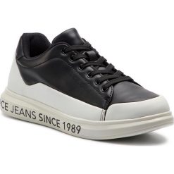 Sneakersy VERSACE JEANS - E0YTBSN1 70992 M60. Czarne sneakersy męskie Versace Jeans, na co dzień, bez wzorów, z jeansu, bez zapięcia. W wyprzedaży za 339,00 zł.