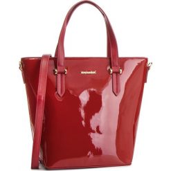 Torebka MONNARI - BAG9920-005 Red. Czerwone torebki klasyczne damskie marki Monnari, bez wzorów, ze skóry ekologicznej, klasyczne, bez dodatków. W wyprzedaży za 199,00 zł.