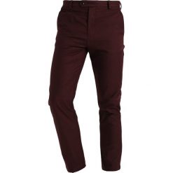 Chinosy męskie: Burton Menswear London Chinosy burgundy