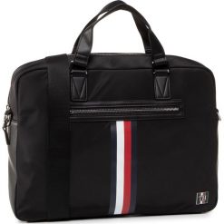 Torba na laptopa TOMMY HILFIGER - Clean Nylon Computer Bag AM0AM05820 BDS. Czarne torby męskie skórzane TOMMY HILFIGER, bez wzorów, z nylonu. W wyprzedaży za 449,00 zł.