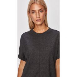 Reebok - T-shirt/polo EC2333. Szare topy damskie Reebok, s, bez wzorów, z elastanu, z okrągłym kołnierzem. W wyprzedaży za 89,90 zł.
