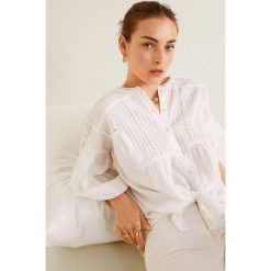 Mango - Koszula Ivet. Białe bluzki damskie Mango, s, z haftami, z bawełny, z okrągłym kołnierzem, z długim rękawem. Za 139,90 zł.